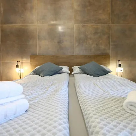 New 2024 - Modern Retreat Ang Apartman *