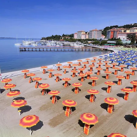 New 2024 - Modern Retreat Ang Sečovlje